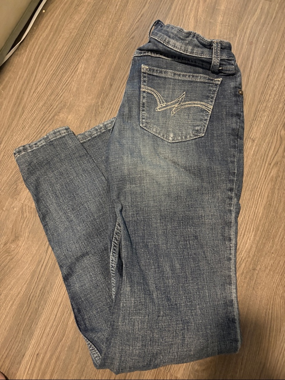 Women’s Boot Cut Jeans in Medium Wash Blue 0/32